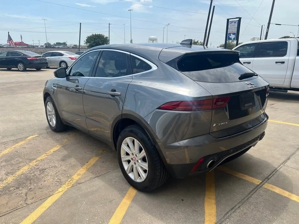 2018 Jaguar E-Pace - Image 4 of 20