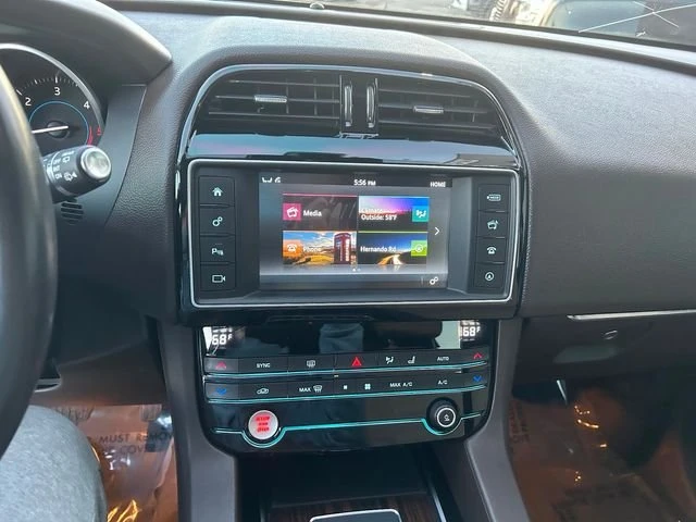 2018 Jaguar F-Pace - Image 18 of 18