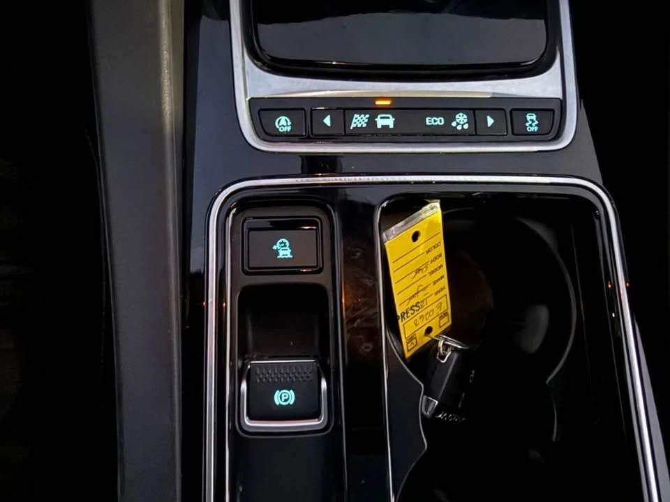2018 Jaguar F-Pace - Image 15 of 20