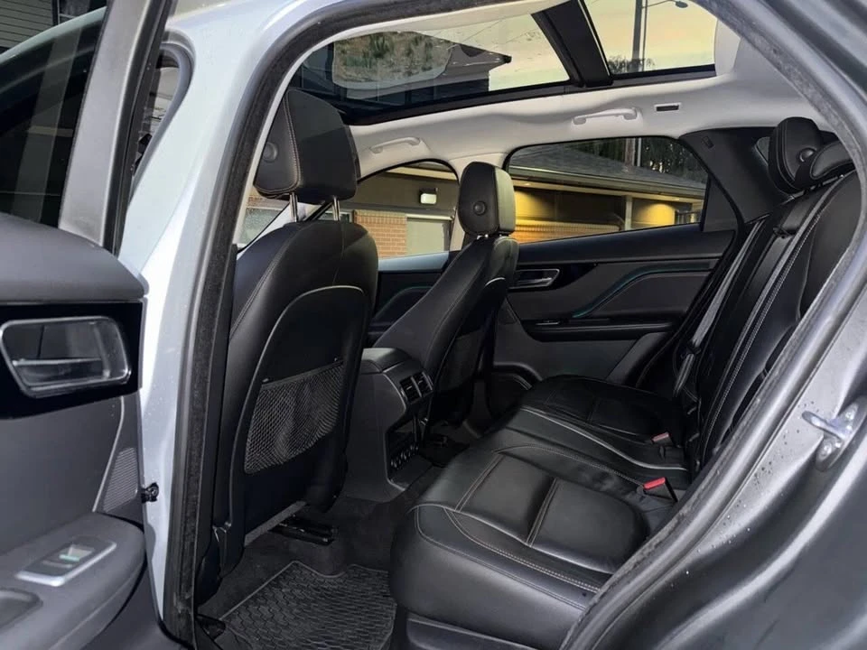 2018 Jaguar F-Pace - Image 8 of 20