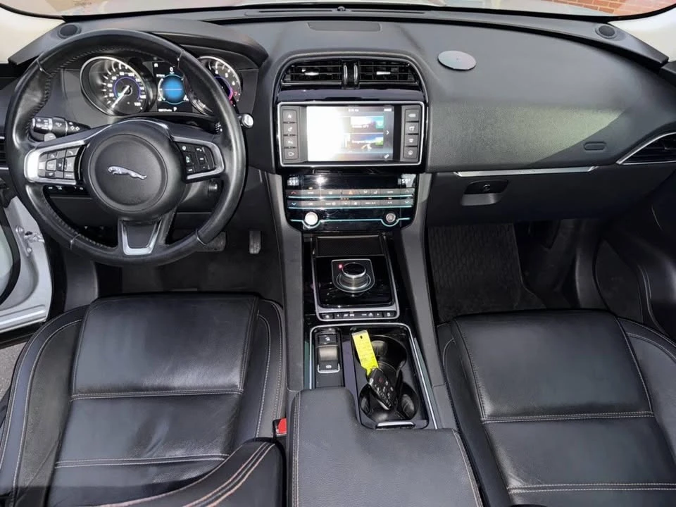 2018 Jaguar F-Pace - Image 7 of 20