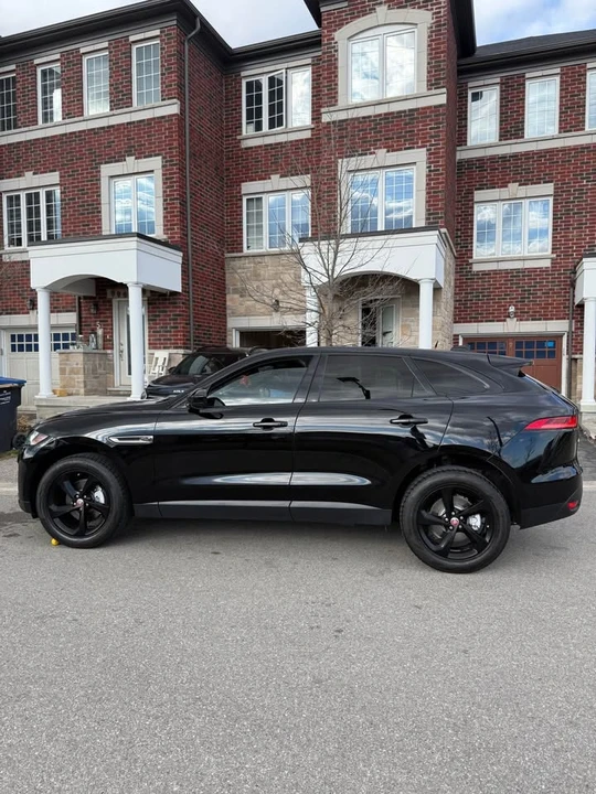 2018 Jaguar F-Pace - Image 5 of 14