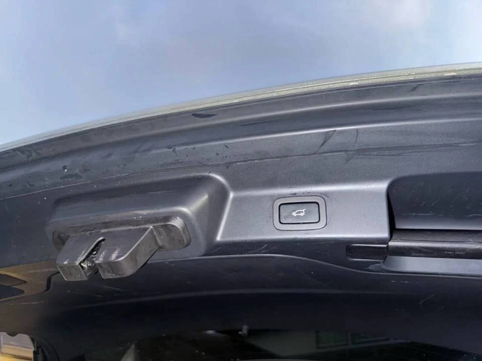 2018 Jaguar F-Pace - Image 12 of 20