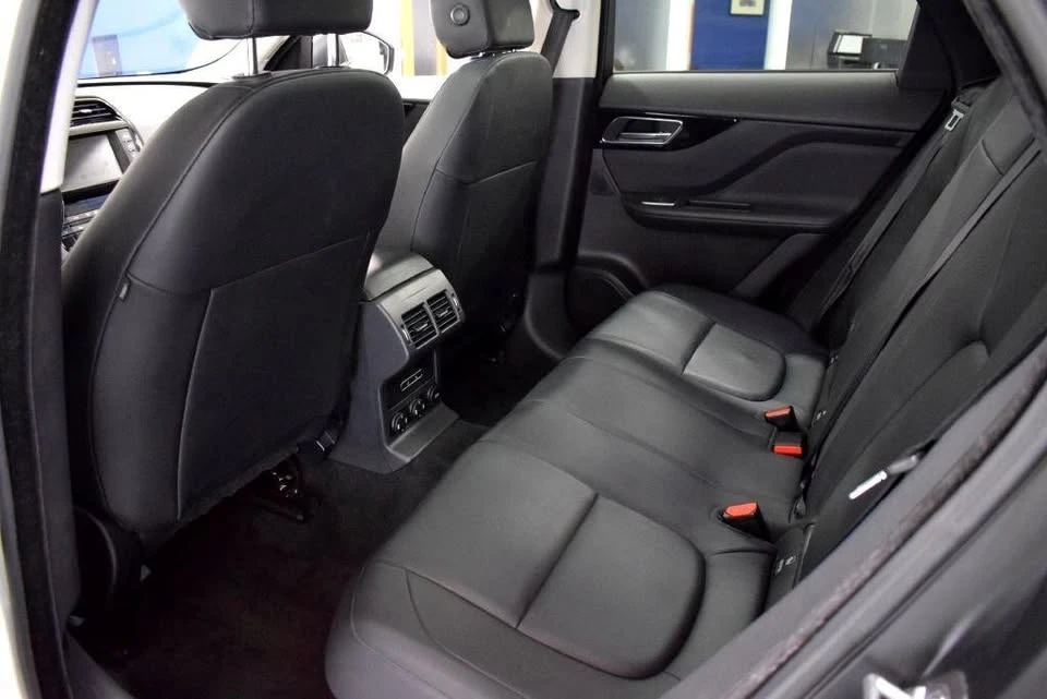 2018 Jaguar F-Pace - Image 12 of 18