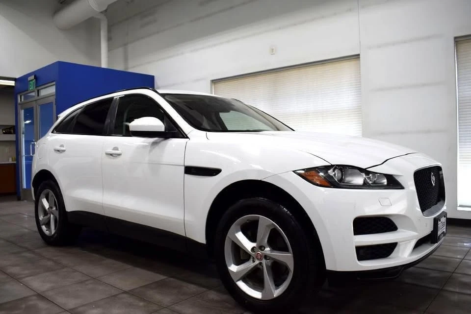 2018 Jaguar F-Pace - Image 5 of 18