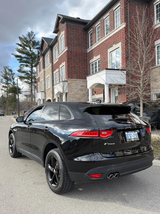 2018 Jaguar F-Pace - Image 8 of 14