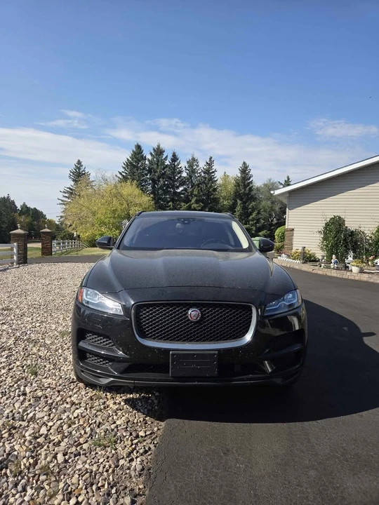 2018 Jaguar F-Pace - Image 16 of 19