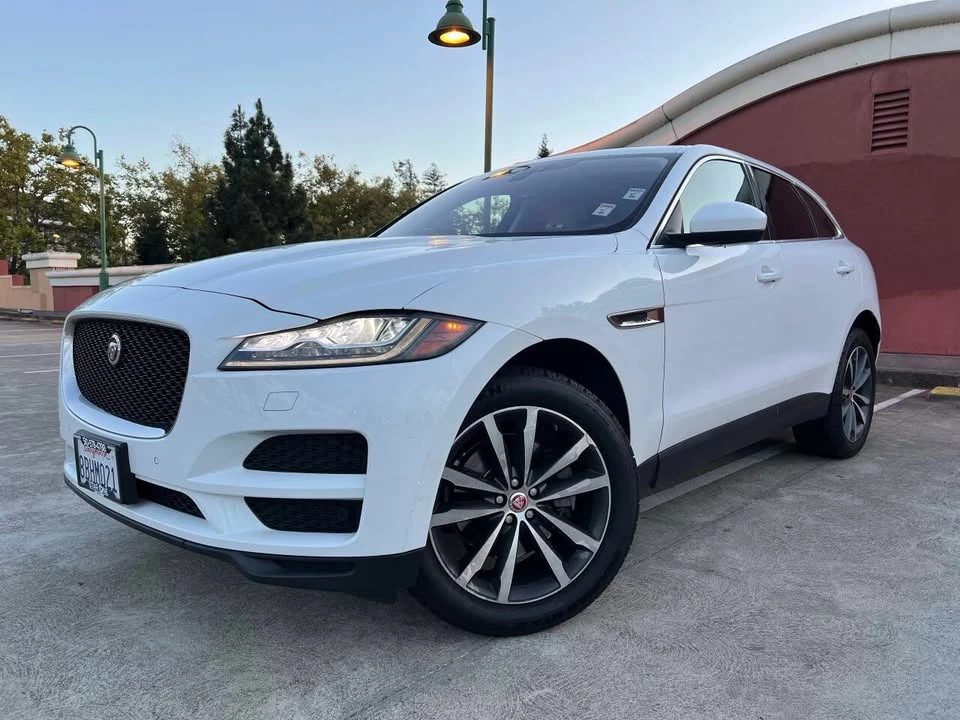 2018 Jaguar F-Pace - Image 2 of 19