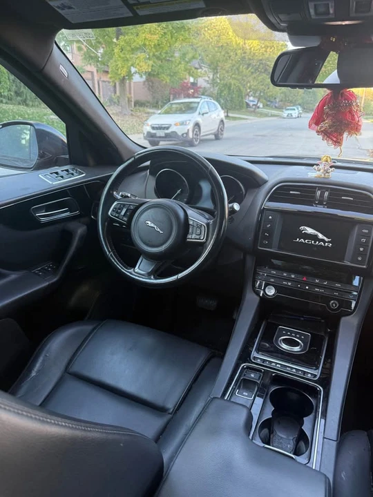 2018 Jaguar F-Pace - Image 10 of 14