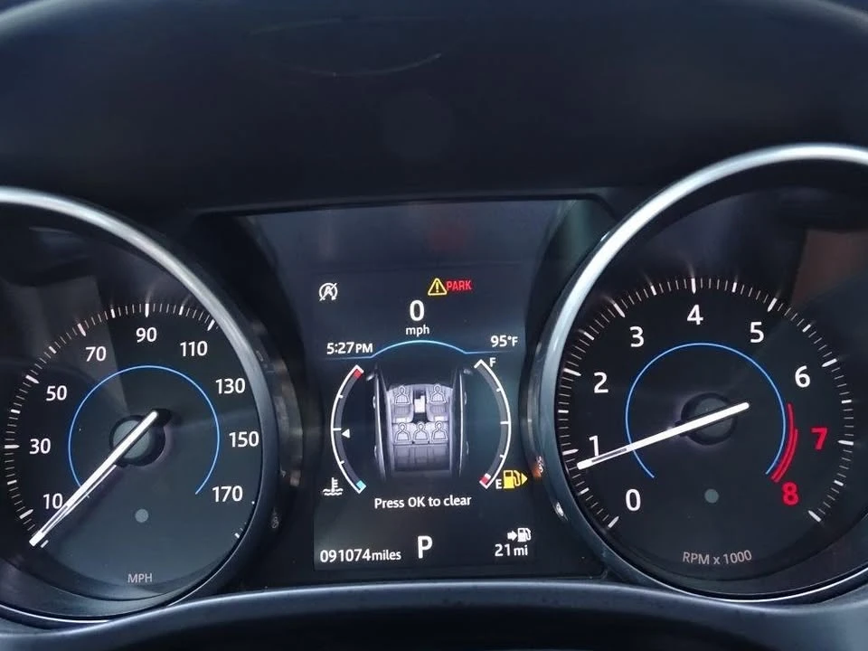 2018 Jaguar F-Pace - Image 19 of 20