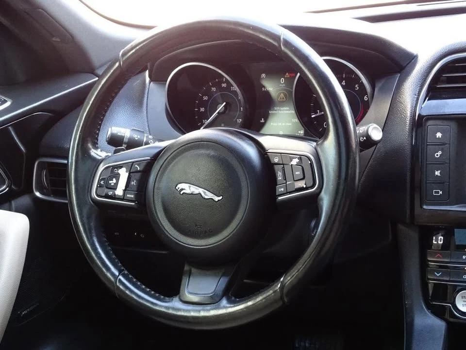 2018 Jaguar F-Pace - Image 14 of 20