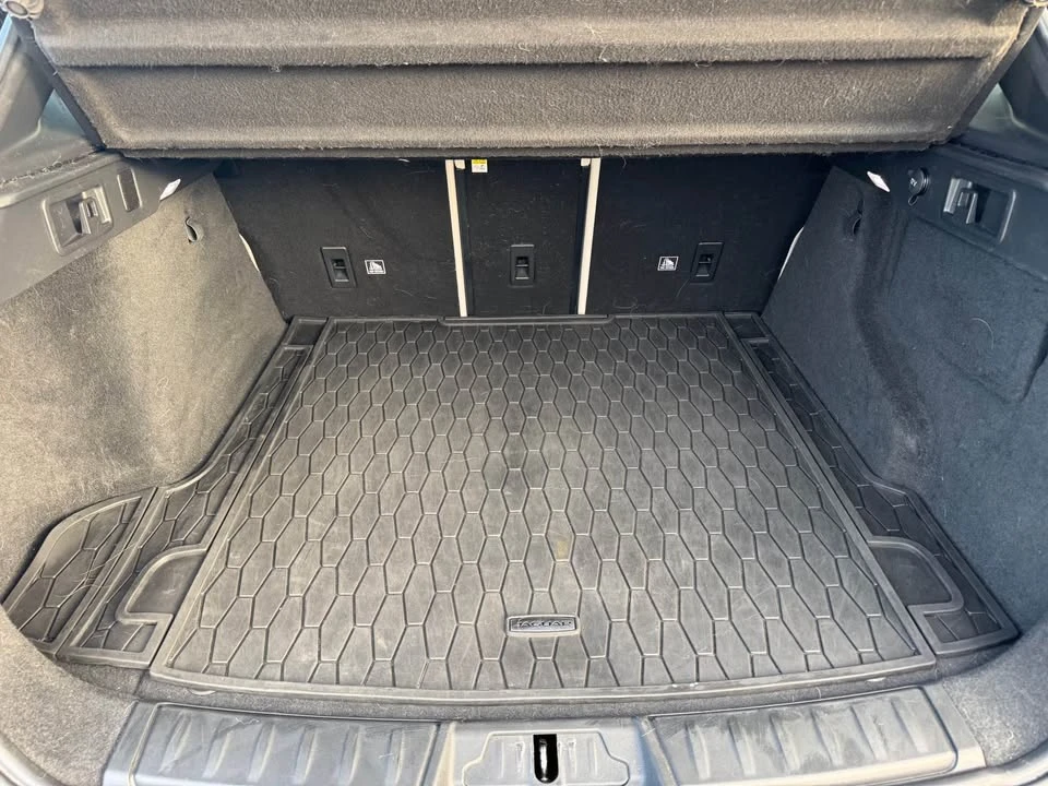 2018 Jaguar F-Pace - Image 18 of 19