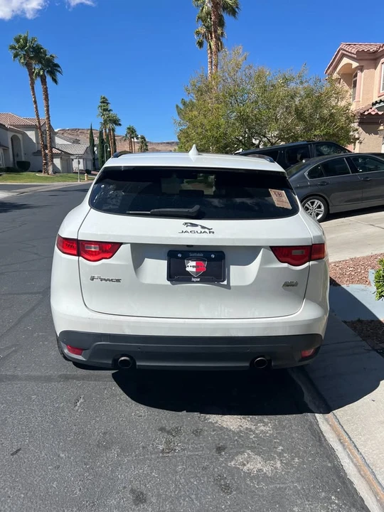 2018 Jaguar F-Pace - Image 5 of 10