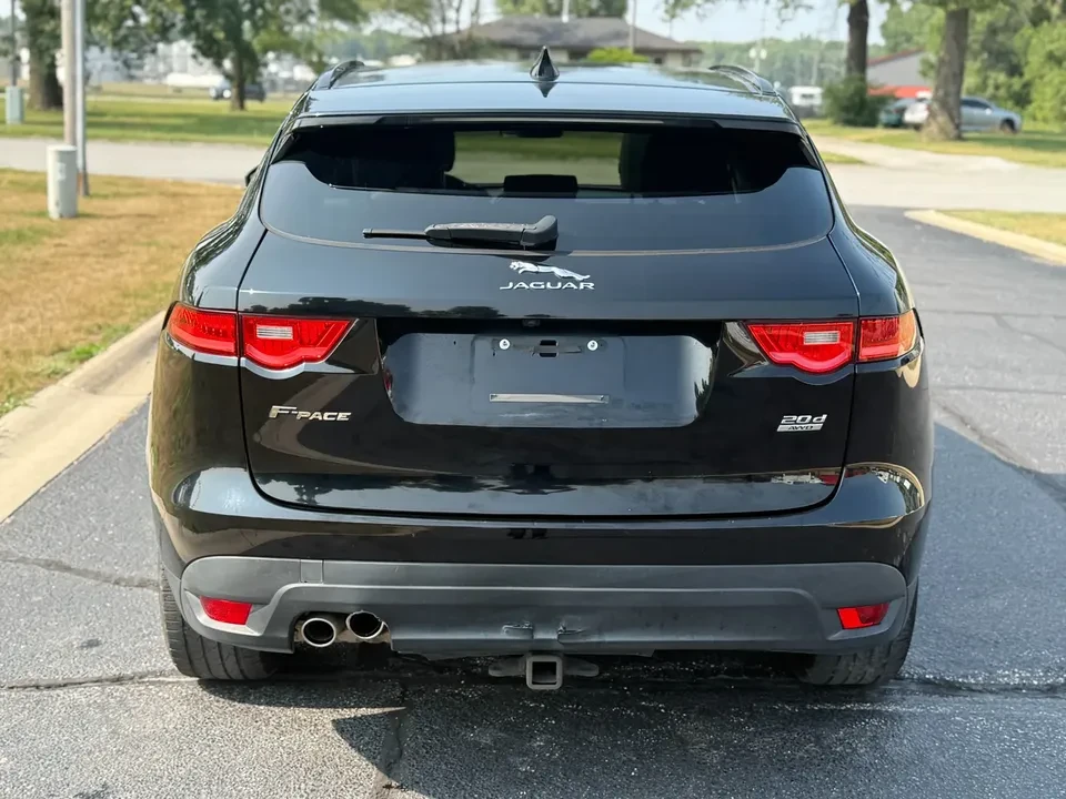 2018 Jaguar F-Pace - Image 2 of 5