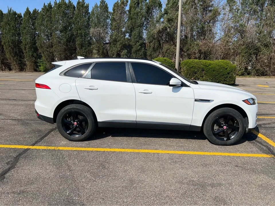 2018 Jaguar F-Pace - Image 4 of 16