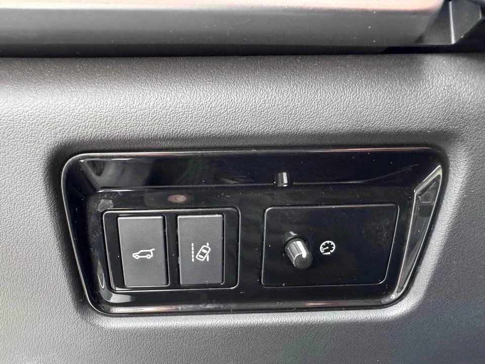 2018 Jaguar F-Pace - Image 19 of 20