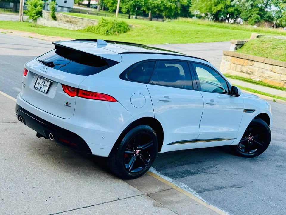 2018 Jaguar F-Pace - Image 6 of 19