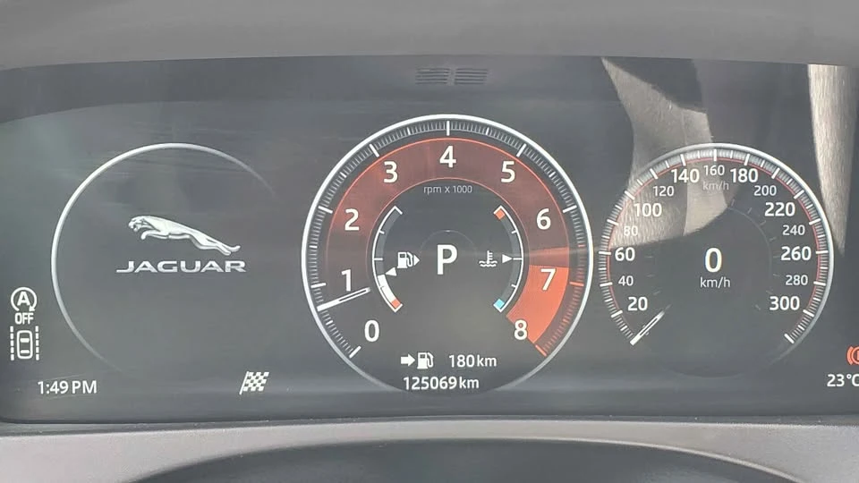 2018 Jaguar F-Pace - Image 7 of 14