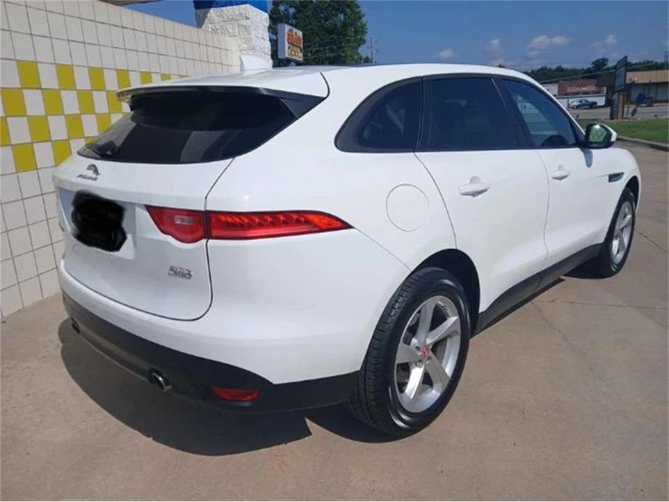 2018 Jaguar F-Pace - Image 12 of 19