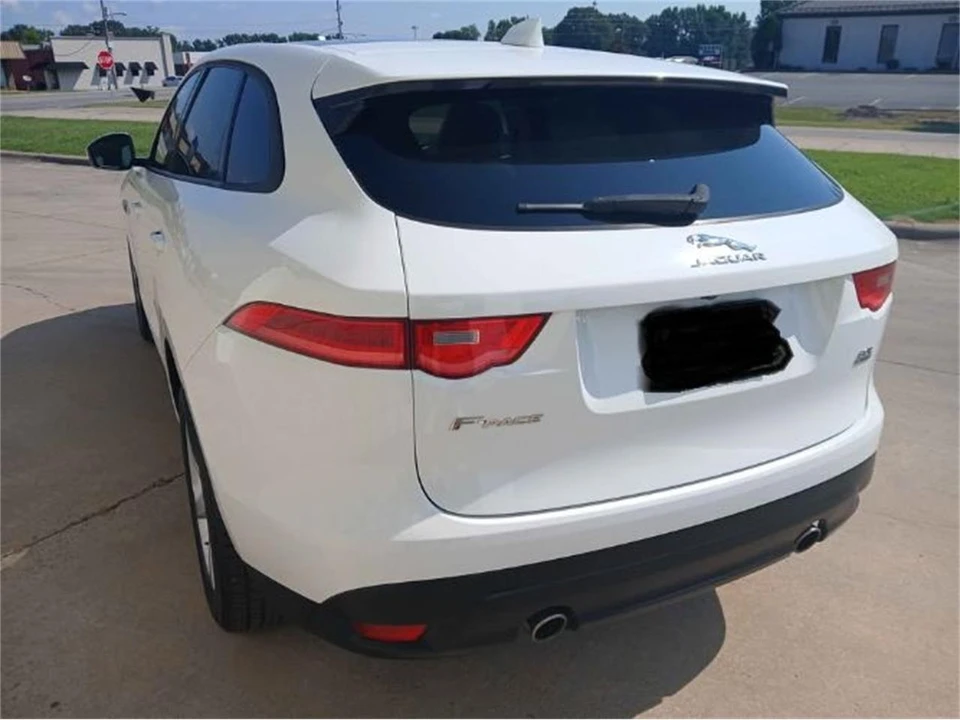 2018 Jaguar F-Pace - Image 16 of 19