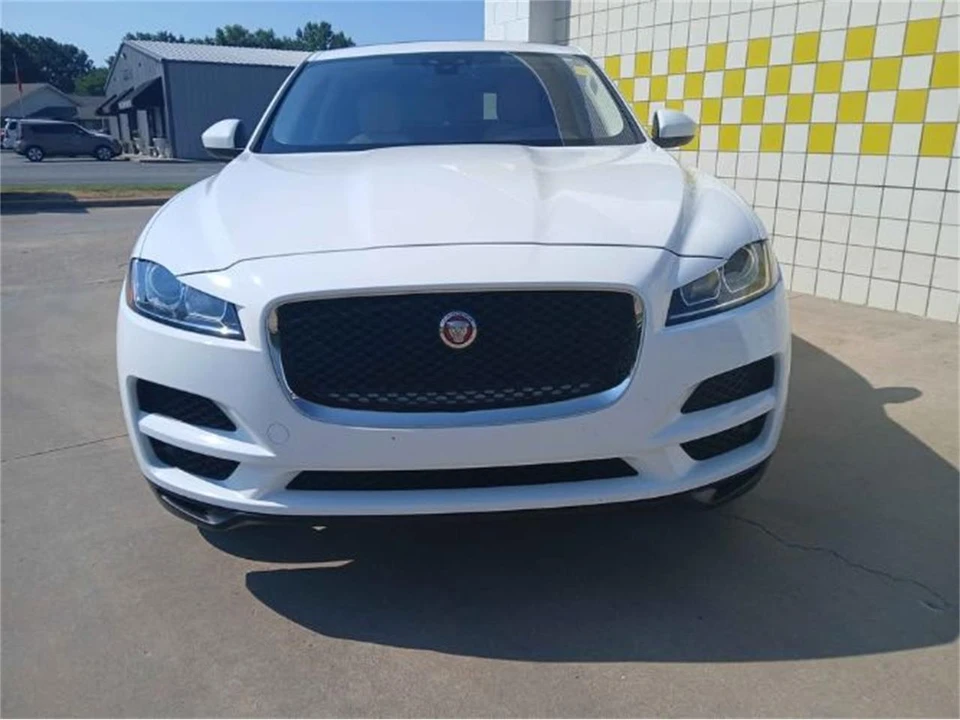 2018 Jaguar F-Pace - Image 17 of 19