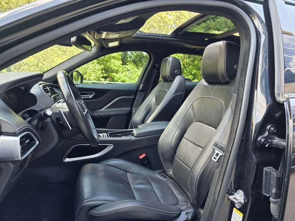 2018 Jaguar F-Pace - Image 17 of 20