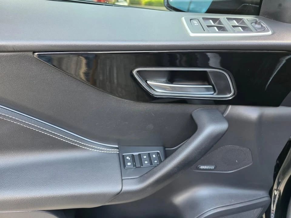 2018 Jaguar F-Pace - Image 15 of 20
