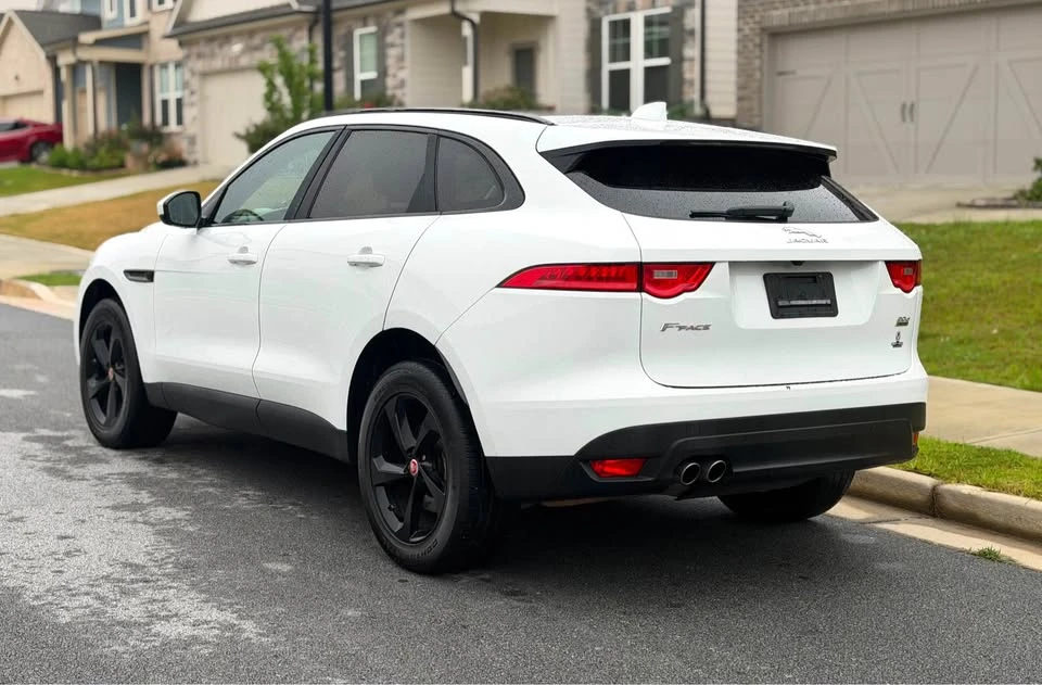 2018 Jaguar F-Pace - Image 5 of 11