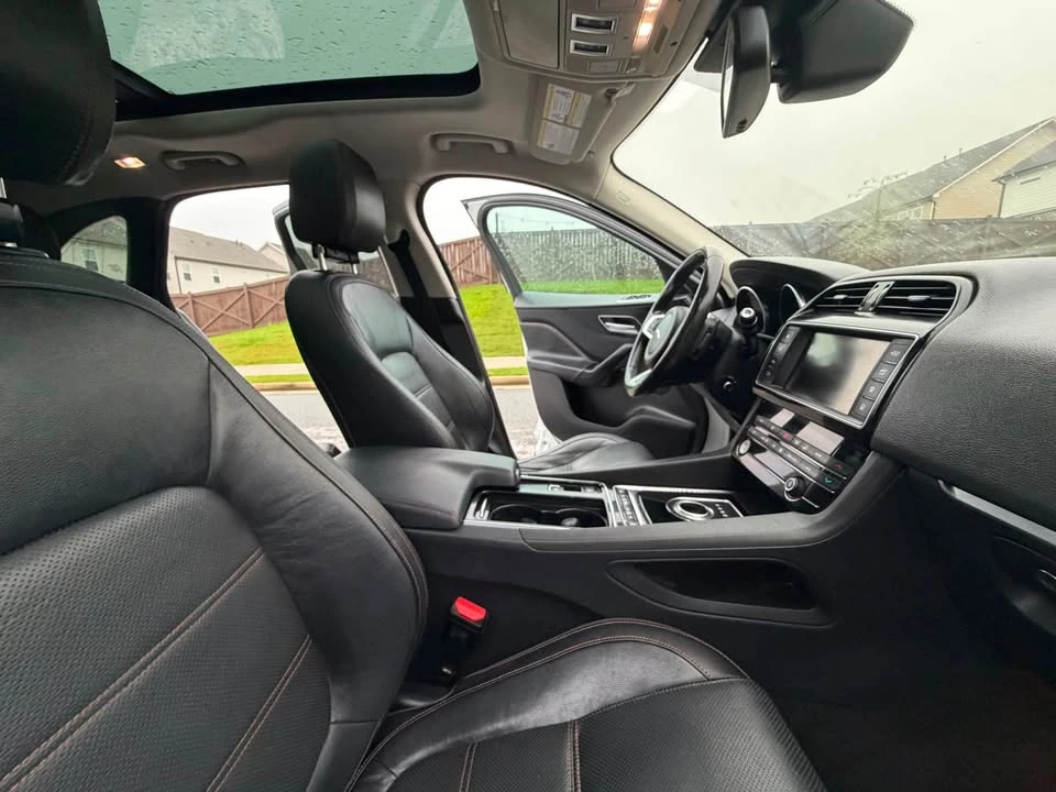 2018 Jaguar F-Pace - Image 8 of 11