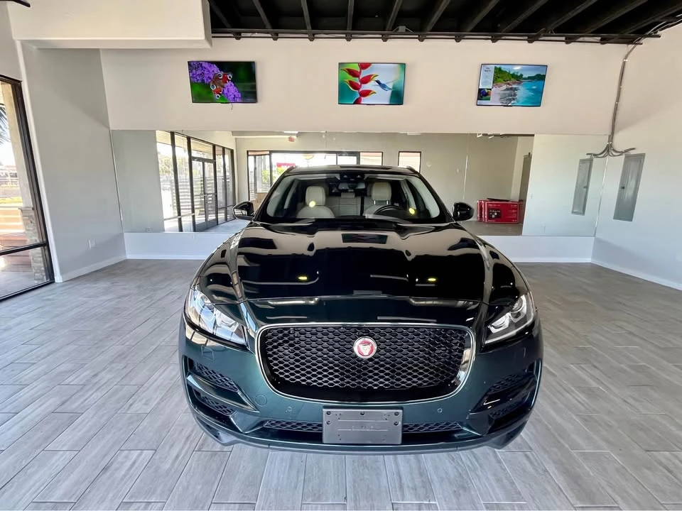 2018 Jaguar F-Pace - Image 5 of 19