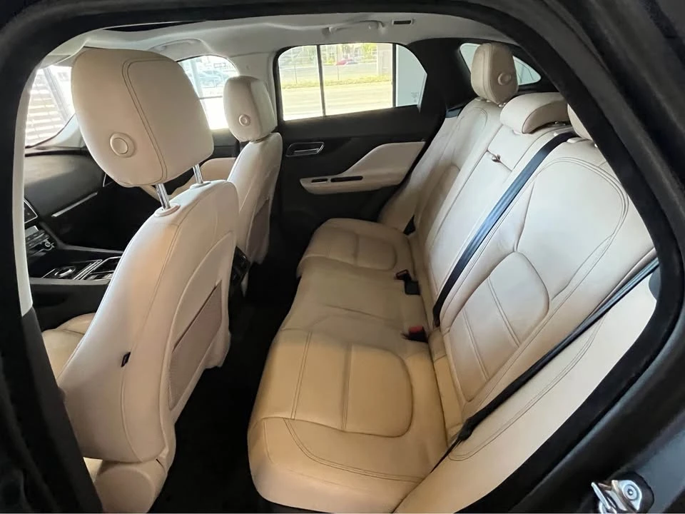 2018 Jaguar F-Pace - Image 12 of 19
