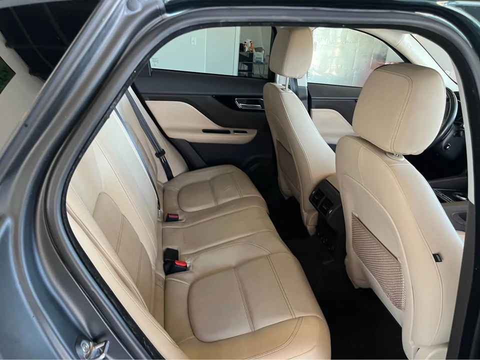 2018 Jaguar F-Pace - Image 14 of 19