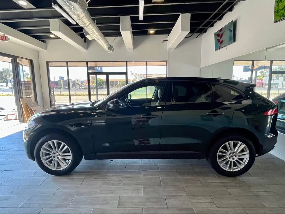 2018 Jaguar F-Pace - Image 8 of 19