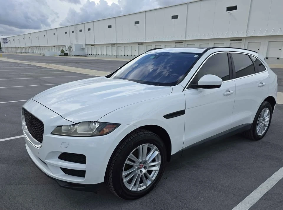 2018 Jaguar F-Pace - Image 5 of 18