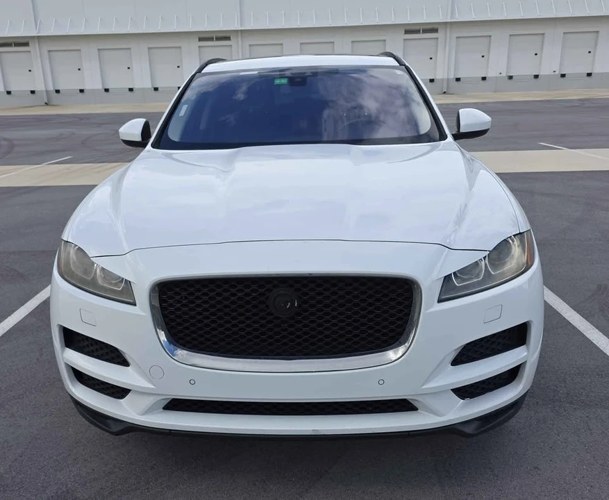 2018 Jaguar F-Pace - Image 4 of 18