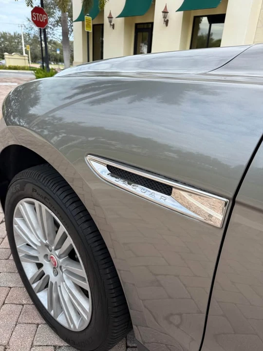 2018 Jaguar F-Pace - Image 8 of 19