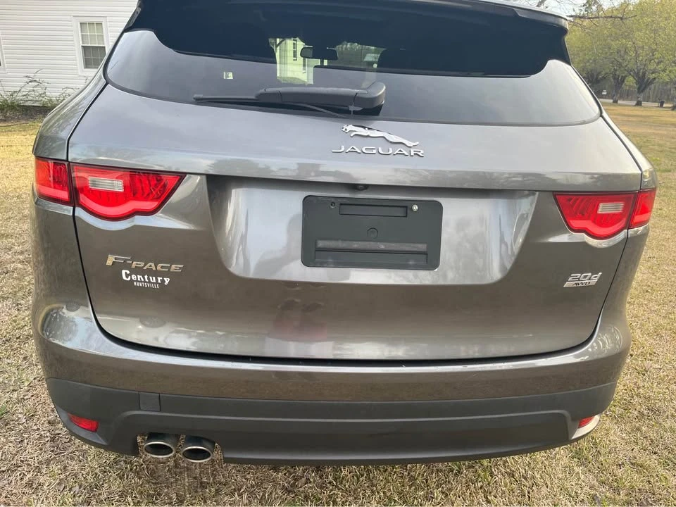2018 Jaguar F-Pace - Image 3 of 4