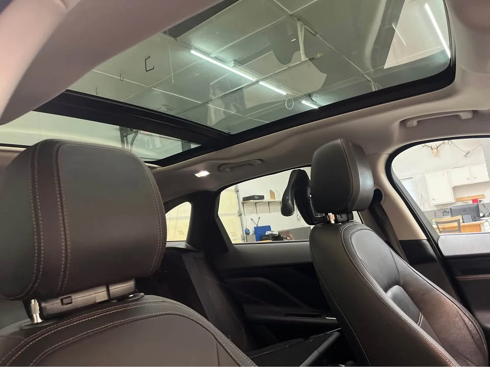 2018 Jaguar F-Pace - Image 7 of 12