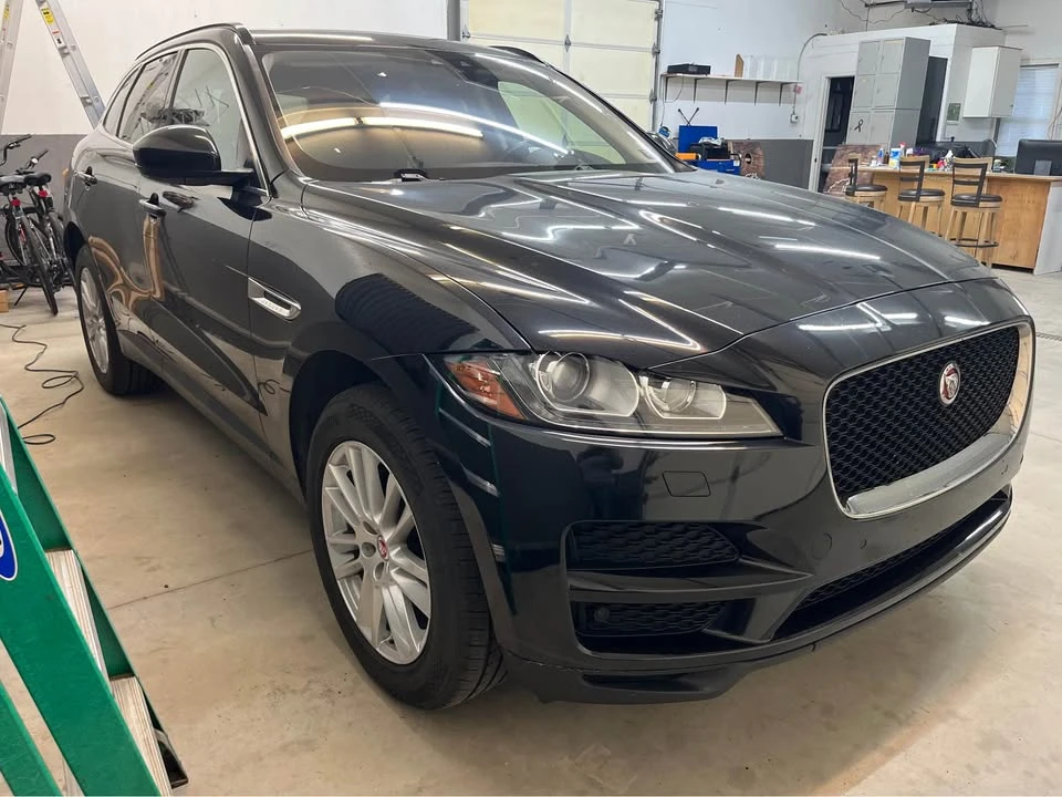 2018 Jaguar F-Pace - Image 2 of 12