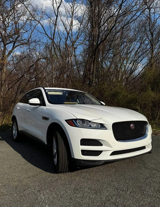 2018 Jaguar F-Pace - Image 11 of 12