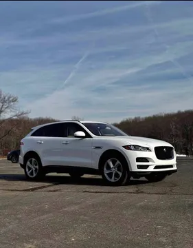 2018 Jaguar F-PACE 20d Premium Sport Utility 4D