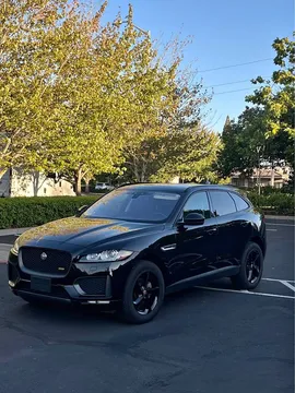 2018 Jaguar F-PACE 20d Premium Sport Utility 4D