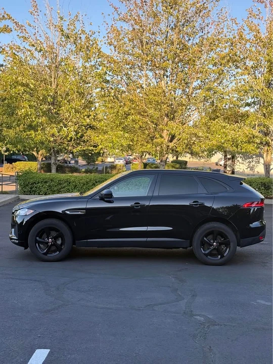 2018 Jaguar F-Pace - Image 5 of 12