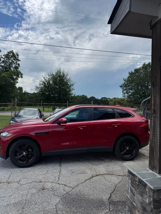 2018 Jaguar F-Pace - Image 4 of 17