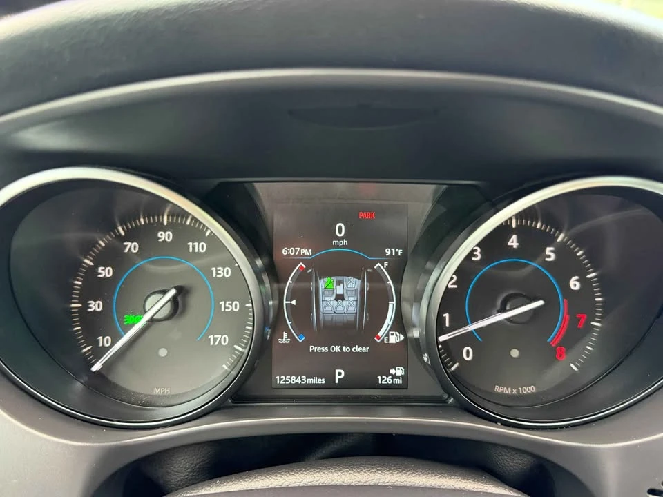 2018 Jaguar F-Pace - Image 13 of 18