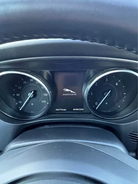 2018 Jaguar F-Pace - Image 10 of 12