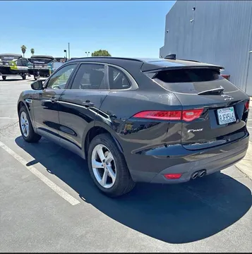 2018 Jaguar F-PACE 20d Premium Sport Utility 4D