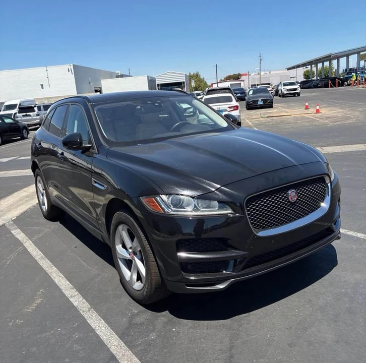 2018 Jaguar F-Pace - Image 3 of 12