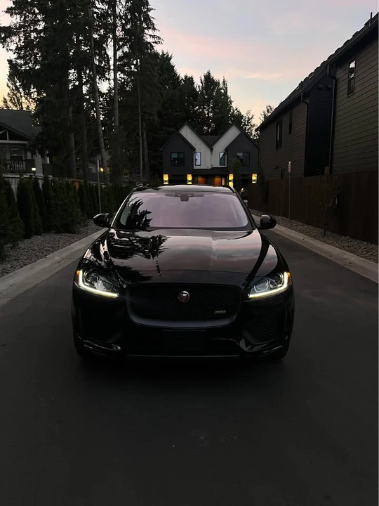 2018 Jaguar F-Pace - Image 3 of 13
