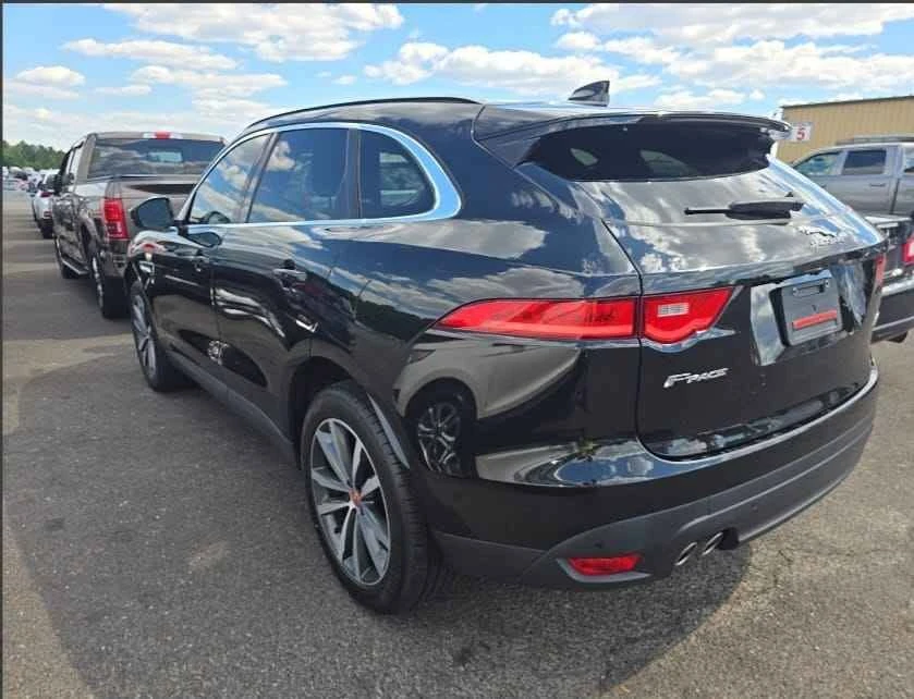 2018 Jaguar F-Pace - Image 2 of 11